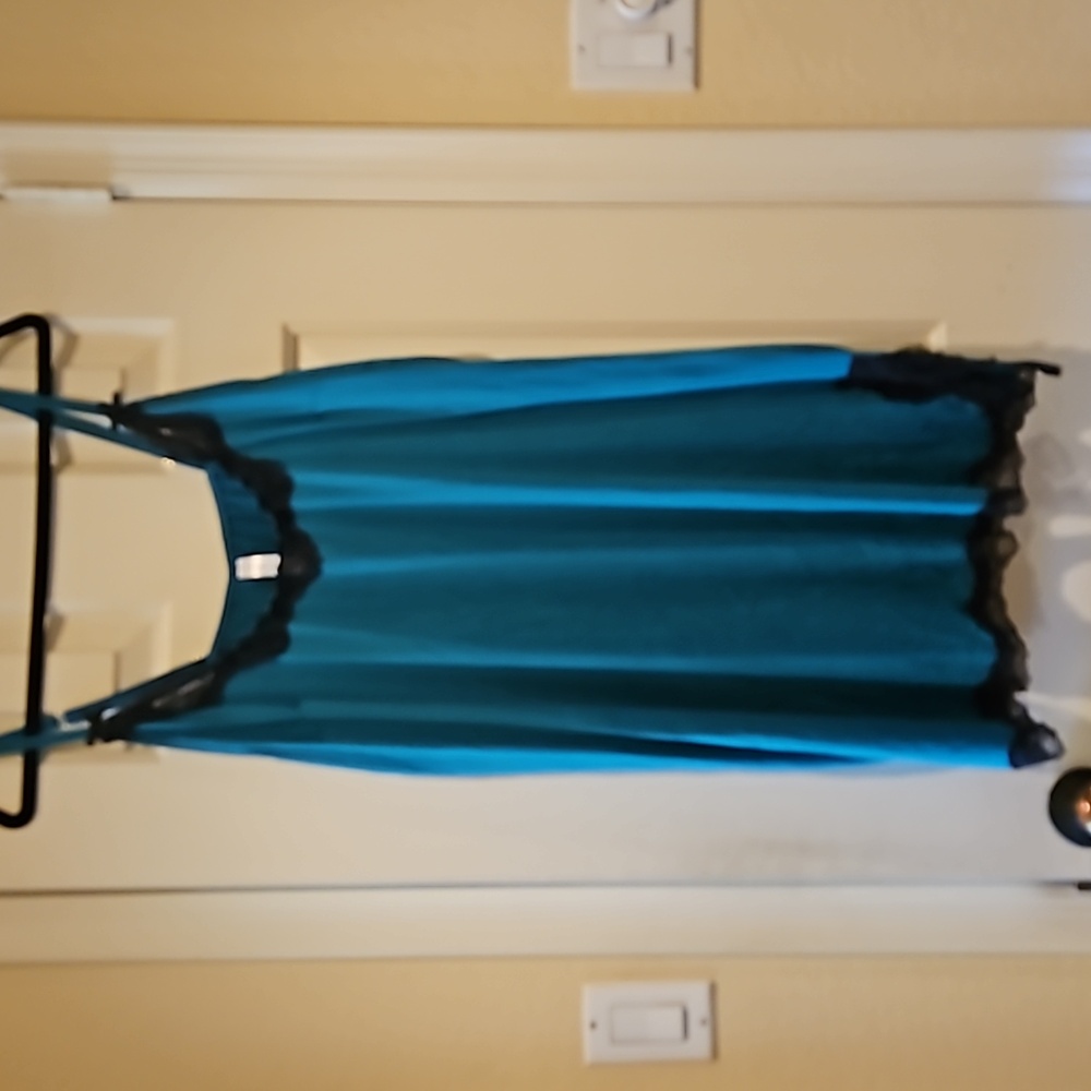 Cacique Teal and Black Lace Nighty in size 22/24 - Picture 2 of 9